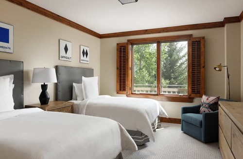 Teton Village Resort | Four Seasons Jackson Hole 2 bed/2.5 bath residence