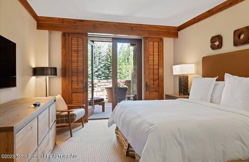 Teton Village Condo | Four Seasons Jackson Hole 3BR/3Bath Resort Property. Ski in and Ski out 5 Star