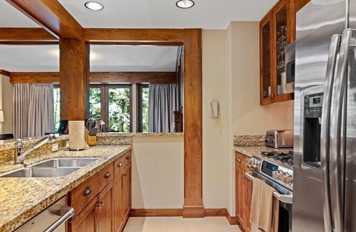 Teton Village Condo | Four Seasons Jackson Hole ~ Summer or Winter Getaway!