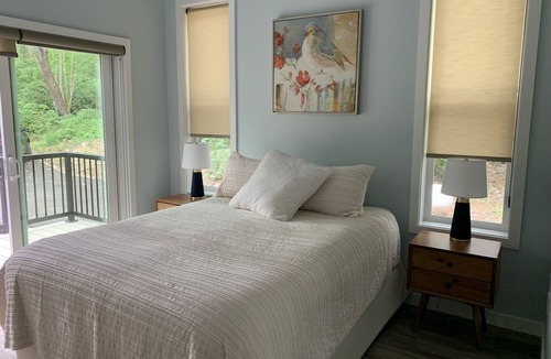 Fox Island House | Fox Island Escape is a new 2 bedroom 2 bath home, comfortable, and very clean!