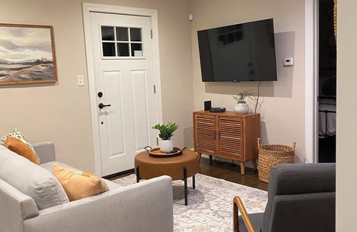 Frankenmuth House | Frankenmuth - cozy 3 bedroom right on Main Street