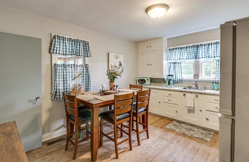 Cushing House | Friendly Cushing Home w/Dock & Fire Pit