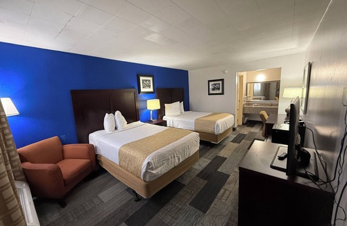 Great Bend Hotel | Frontier Inn