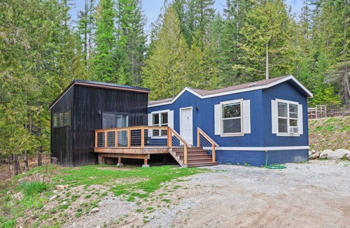 Sagle House | Fry Creek Forest Escape - Perfect for Families & Close to Silverwood!