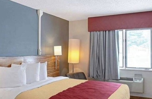 Clinton Apartment | Fully Furnished Studio Available + breakfast and cleaning, 1 week min stay