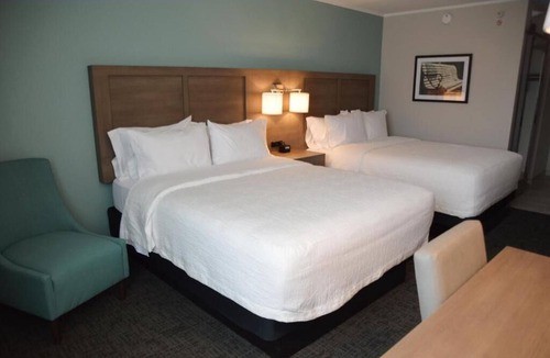 Burlington Hotel | Fun City Resort Hotel