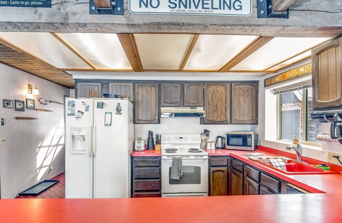 Tamarack Resort Cabin | Fun Dog/Family-Friendly Lakefront Cabin W/ Wood Stove, Free WIFi & Dock!