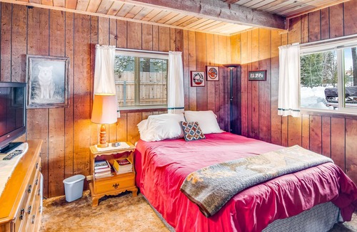 Tamarack Resort Cabin | Fun Dog/Family-Friendly Lakefront Cabin W/ Wood Stove, Free WIFi & Dock!
