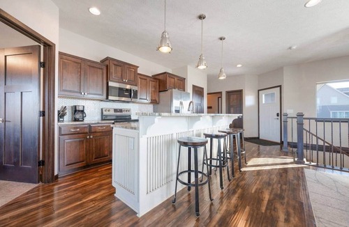Spirit Lake House | Funshine Bridge's Bay Cabin