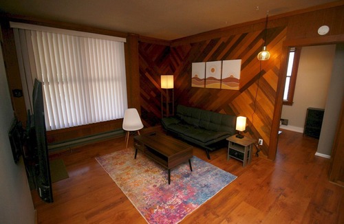 Roseburg Apartment | Furnished historic apartment in Roseburg