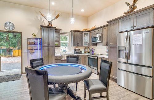 Prairie Ridge House | Game Room, Hot Tub and Mtn View Bonney Lake Retreat