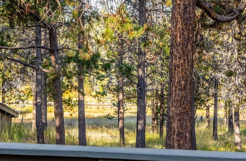 Sunriver House | GANN15 - Steps from the Deschutes, Hot Tub, Dog-Friendly