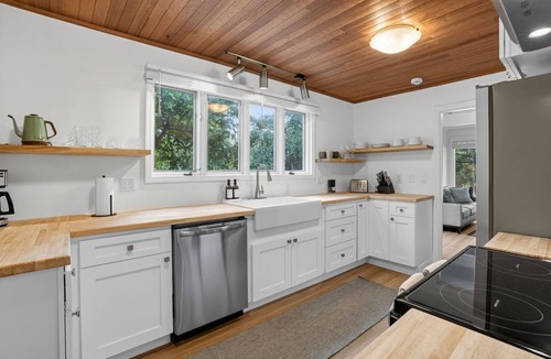 Garden Home-Whitford House | Garden Home Estate, Two Kitchens