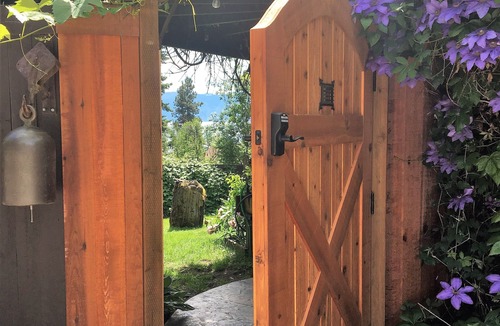 Trestle Creek House | Garden of Eagen: A Lover's Getaway and Spiritual Retreat
