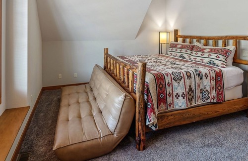 Sagle House | Garfield Bay Home | Private Boat Slip | Scenic Views
