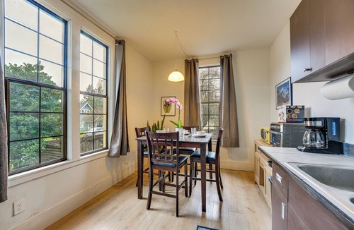 Toledo House | Gateway to Adventure! Dtwn Toledo Home Near Hiking
