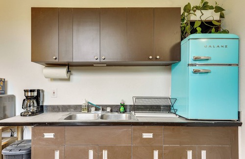 Toledo House | Gateway to Adventure! Dtwn Toledo Home Near Hiking