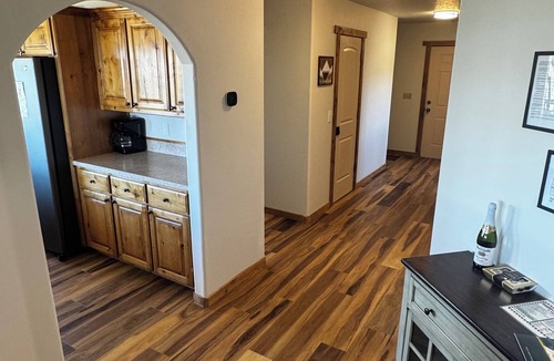 Ashton House | Gateway to Yellowstone, Island Park
