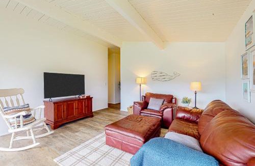 Gig Harbor House | Gathering Together Cabin