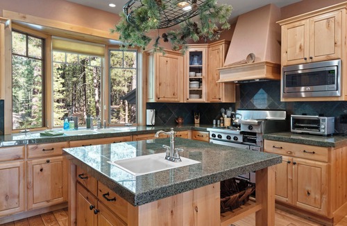 Black Butte Ranch House | GH261 | Amazing Luxury home sure to be your new favorite!
