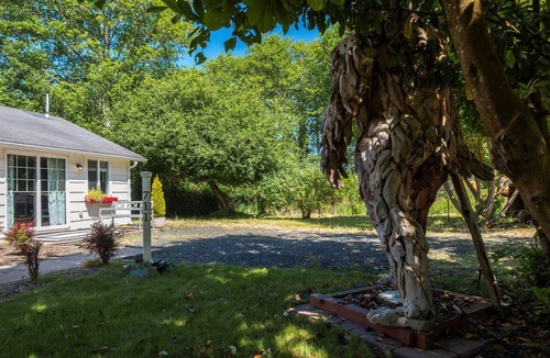 Westport House | Giant Bigfoot! 4BR Fishing/Surfing/Family Retreat | Pets OK