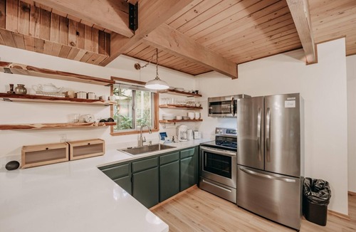 Glacier Ski Chalet | Glacier Springs Cabin #27 - A private 2-story cabin! pet-friendly