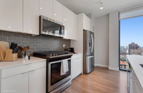 Near North Side Apartment | Gold Coast Gem: A 2BR Sanctuary w/Stunning Views