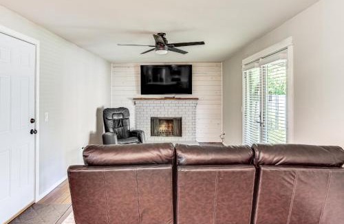 East Port Orchard House | Golf, Hike, Dine & Relax: Home in Port Orchard