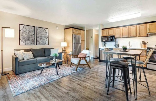 Bend Condo | Gorgeous Condo near Downtown & the Deschutes River