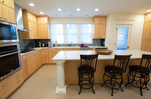 Corvallis House | Gorgeous remodeled historic home in downtown Corvallis. 7 min walk to OSU!