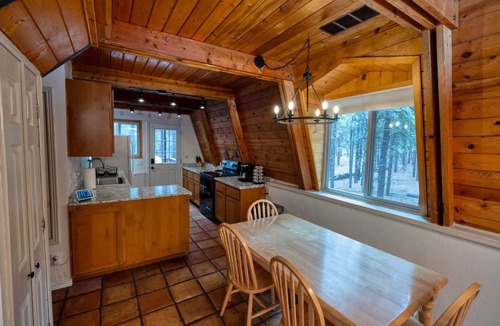 Williams House | Grand Gateway Cabin | 1-Acre Pine Retreat, Rt. 66