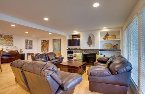 Redlands House | Grand Junction Abode ~ 2 Miles to Wineries & Golf!