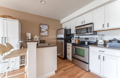 Chelan Condo | Grandview 511 - Waterfront