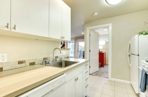 Central Park Apartment | Grandview ADU - Stylish, comfortable, 1 bed/2 bath apartment close-in!