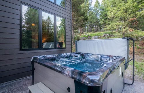 Philipsburg House | Granite Moose Hideaway Cabin