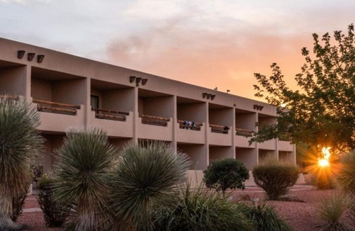 Wahweap Resort | Great Amenities! Pet Friendly! Close to Antelope Canyon!