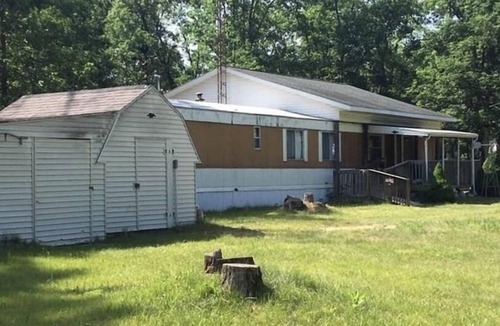 Irons House | Great for big group! House on 10 acres!