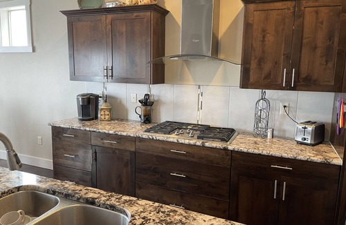 Southeast Boise House | Great for BSU Parents, Micron Employees, Two Families, Multi-Generational Groups