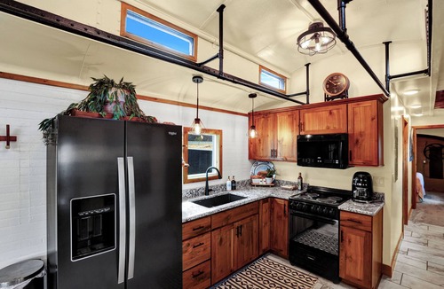 Cascade House | Great location for fly-fishing and train car enthusiasts!