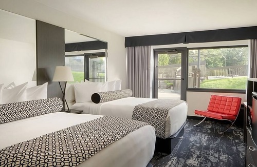 Riverside Hotel | Great Location Near Spokane Convention Center! 2 Pet-Friendly Units