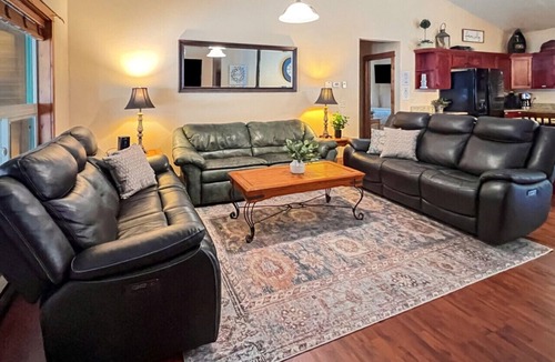 McCall Cabin | Great McCall Location w/Hot Tub & Large Yard