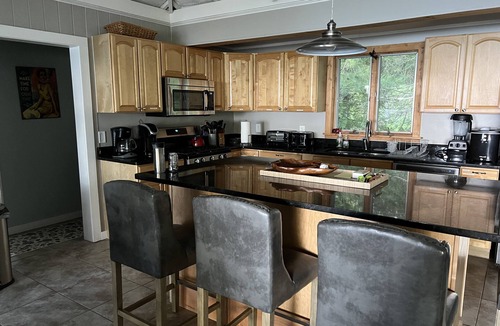 Manistee House | GREAT no bluff, easily accessible beach!