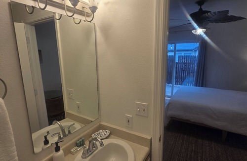 Veterans Park Apartment | Greenbelt Beach Getaway