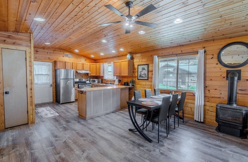 Livingston Cabin | Greenleaf Hollow, Kingfisher Keep