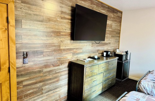 Rathdrum Hotel | Grizzly Lodge Motel