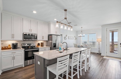 Dauphin Island House | Gulf and Bay Views Just Steps from the Beach Boardwalk