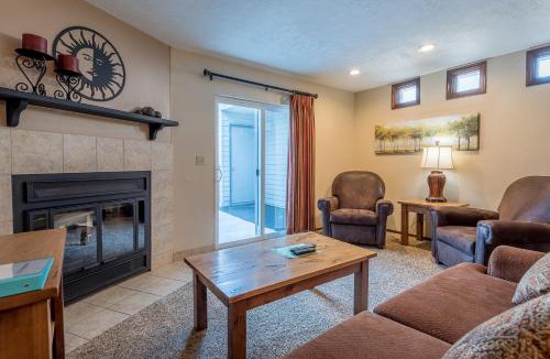 Ketchum House | Habitat Condo - 2 Bedroom