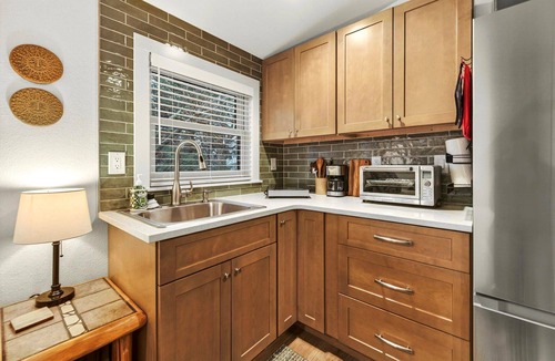 Southeast Boise Apartment | #HabitueHomes - Heartwood Hideaway - Private Entrance