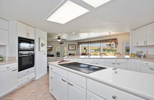 Buhl House | Hagerman~Rural Snake River Getaway