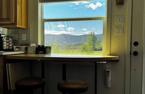 Halfway House | Halfway Wild Creek Front Tiny Home - Tiny House sleeps 3 add RV sleeps 4 more